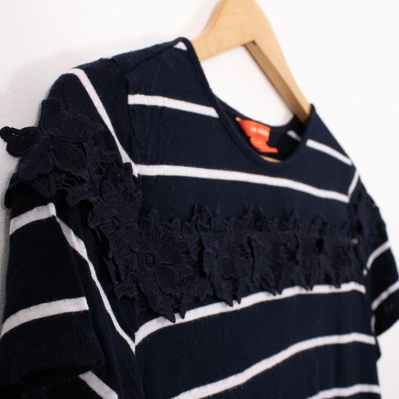 *Joe Fresh T Shirt - Picture 3 of 5